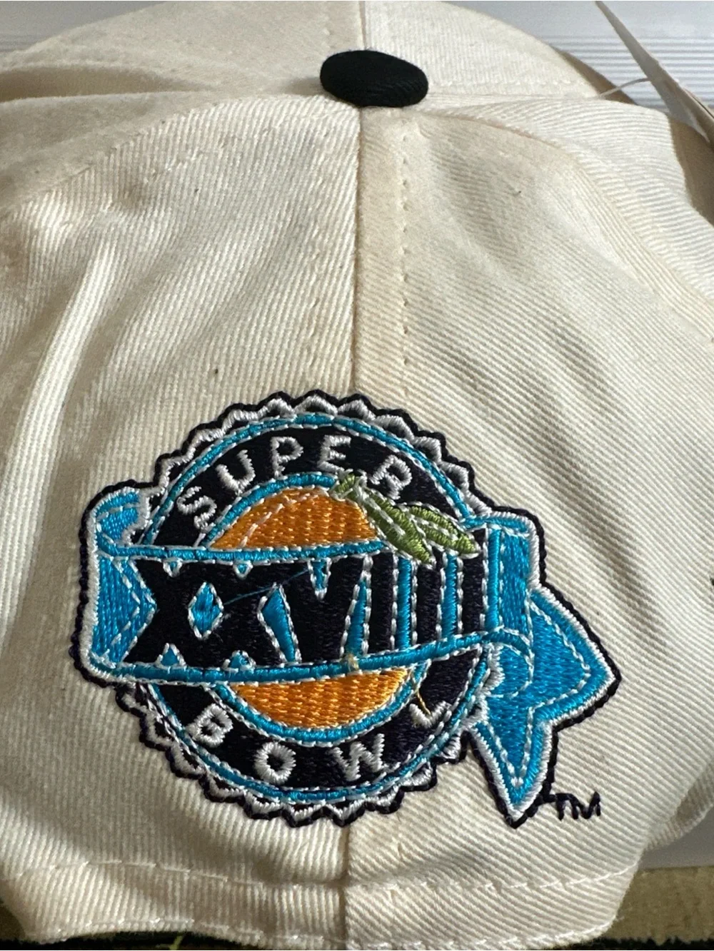 Vintage NWT Dallas Cowboys 'Back to Back Champions' White & Black Snapback Hat